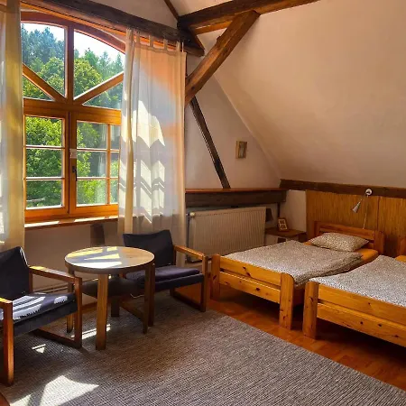 Agro - Dom Wsrod Lasow Guest house