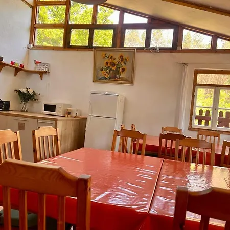 Agro - Dom Wsrod Lasow Guest house