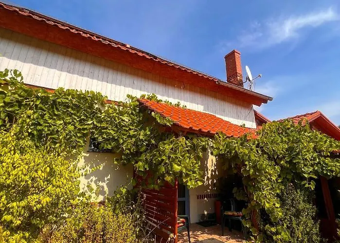 Konukevi Agro - Dom Wsrod Lasow *